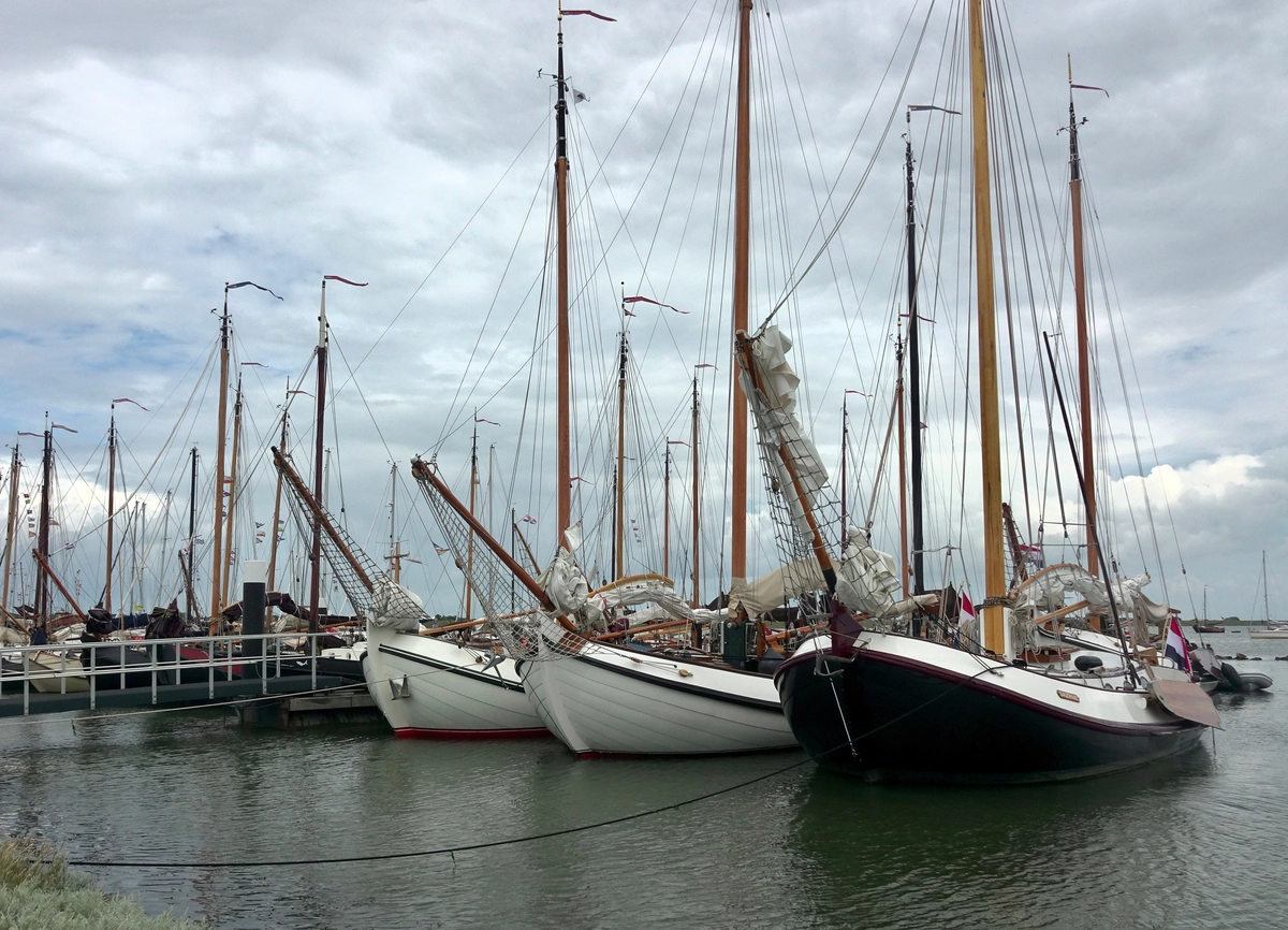 Raus und Segeln - Schiffssegeldienstleistungen - Boote